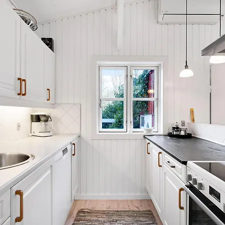 Amazing In With 2 Bedrooms And Internet Ebeltoft